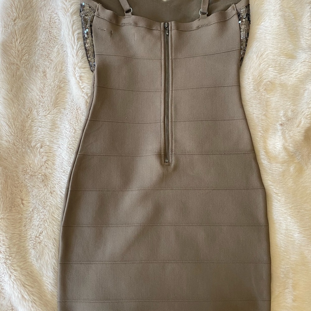 Guess taupe sequin bodycon bondage dress. - Picture 6 of 8